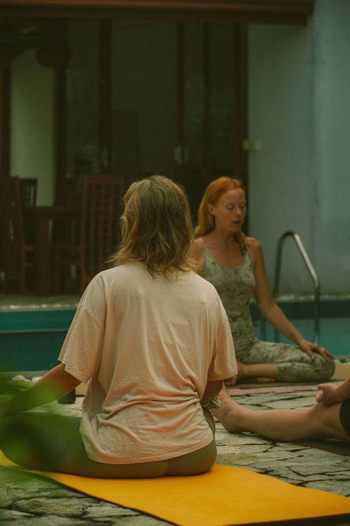 annamariyoga_awakenedheart_yogaretreatinsrilanka5